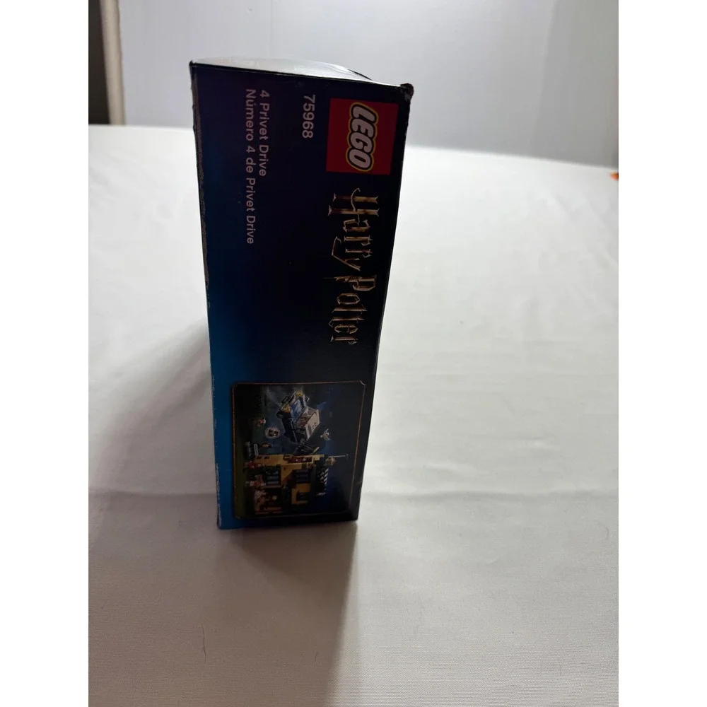 LEGO Harry Potter 4 Privet Drive 75968 Building Set 797 Pcs Flying Ford Anglia - Picture 4 of 5